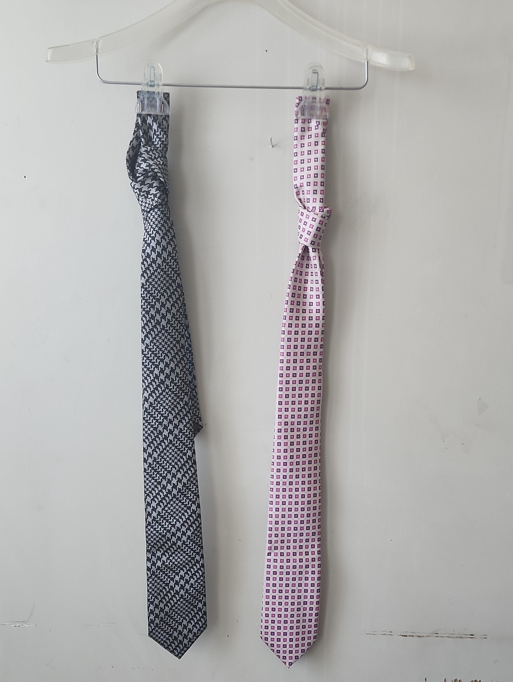 Two-Piece Men's Tie Set — Navy Pattern & Pink Geometric Neckties. New Without Ta